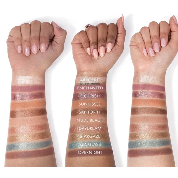 Wander Beauty Wanderess Escape 10 pan Eyeshadow Palette Cool Beachy Tones NIB - Picture 4 of 9